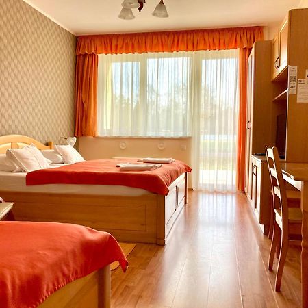 Het Vezer Apartmanhotel Комаром Экстерьер фото