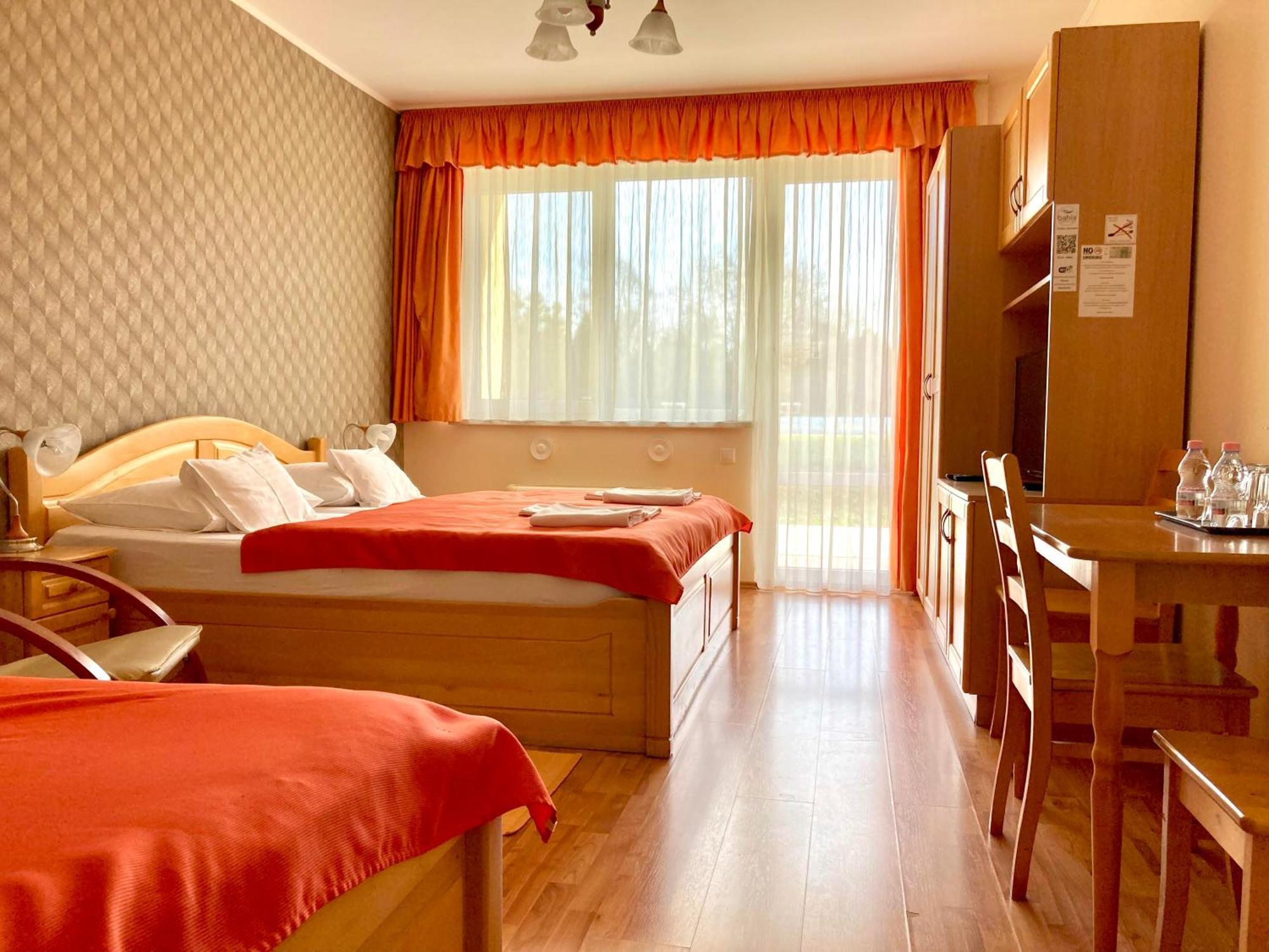 Het Vezer Apartmanhotel Комаром Экстерьер фото