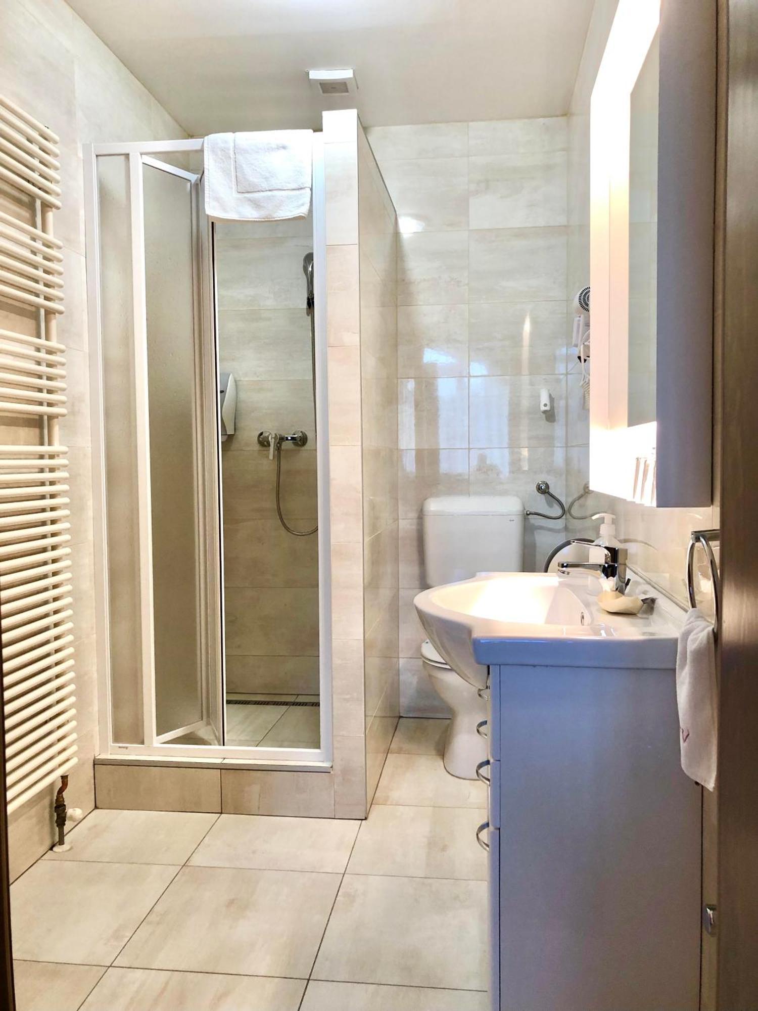 Het Vezer Apartmanhotel Комаром Экстерьер фото