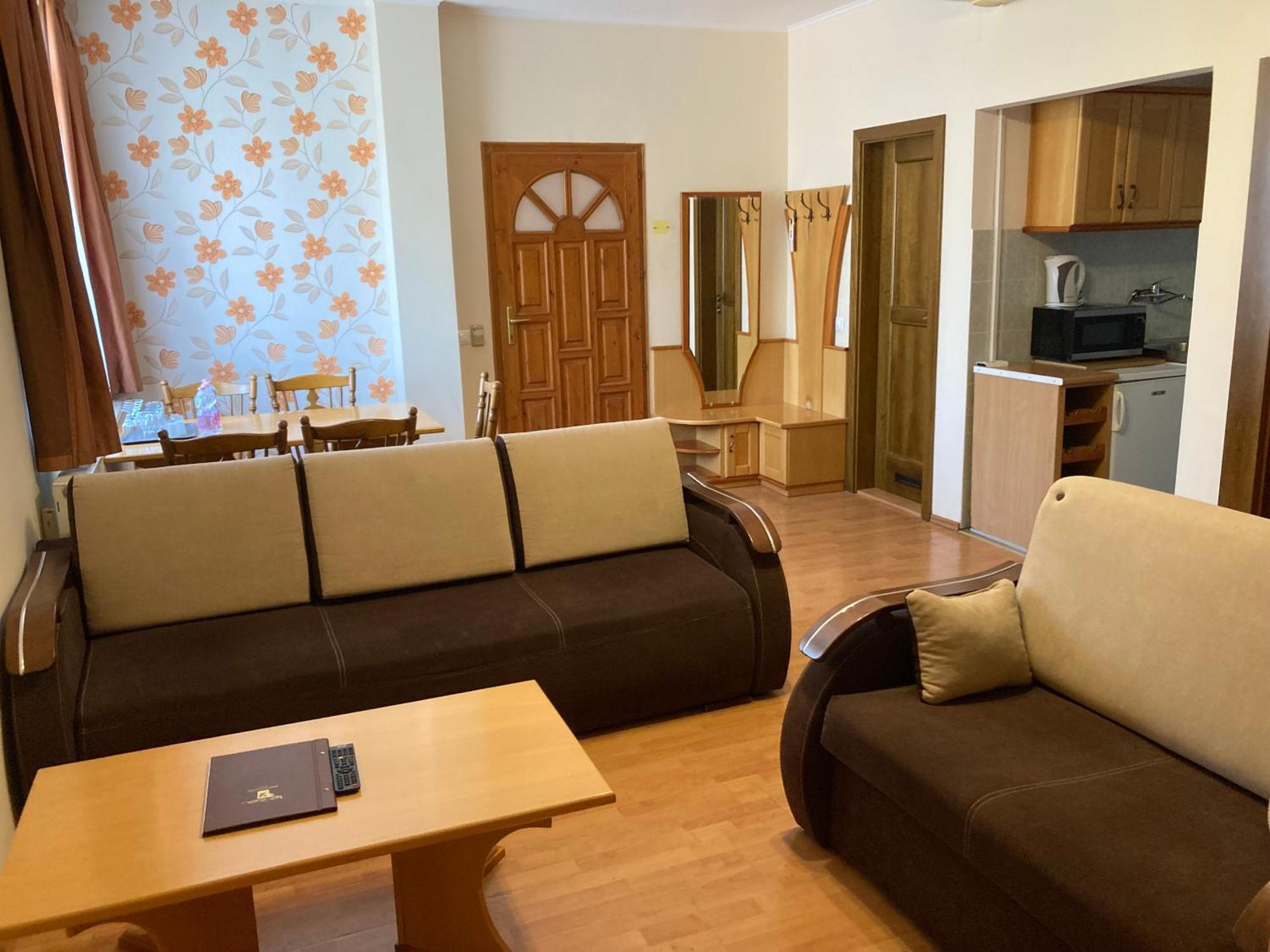 Het Vezer Apartmanhotel Комаром Номер фото