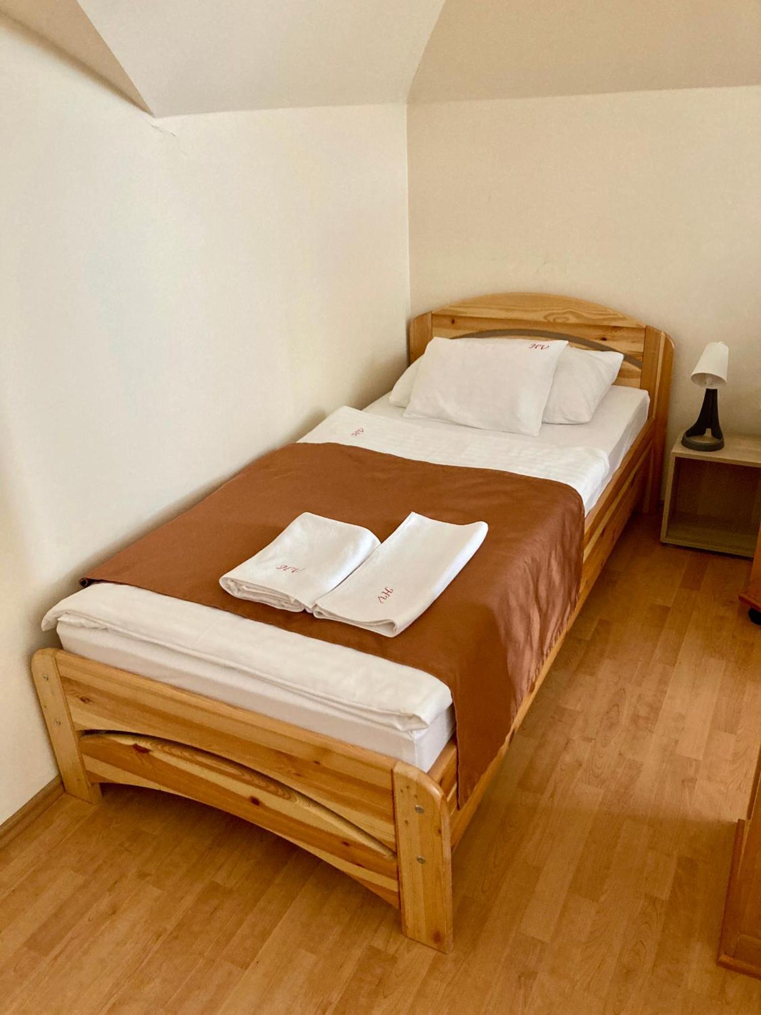 Het Vezer Apartmanhotel Комаром Номер фото