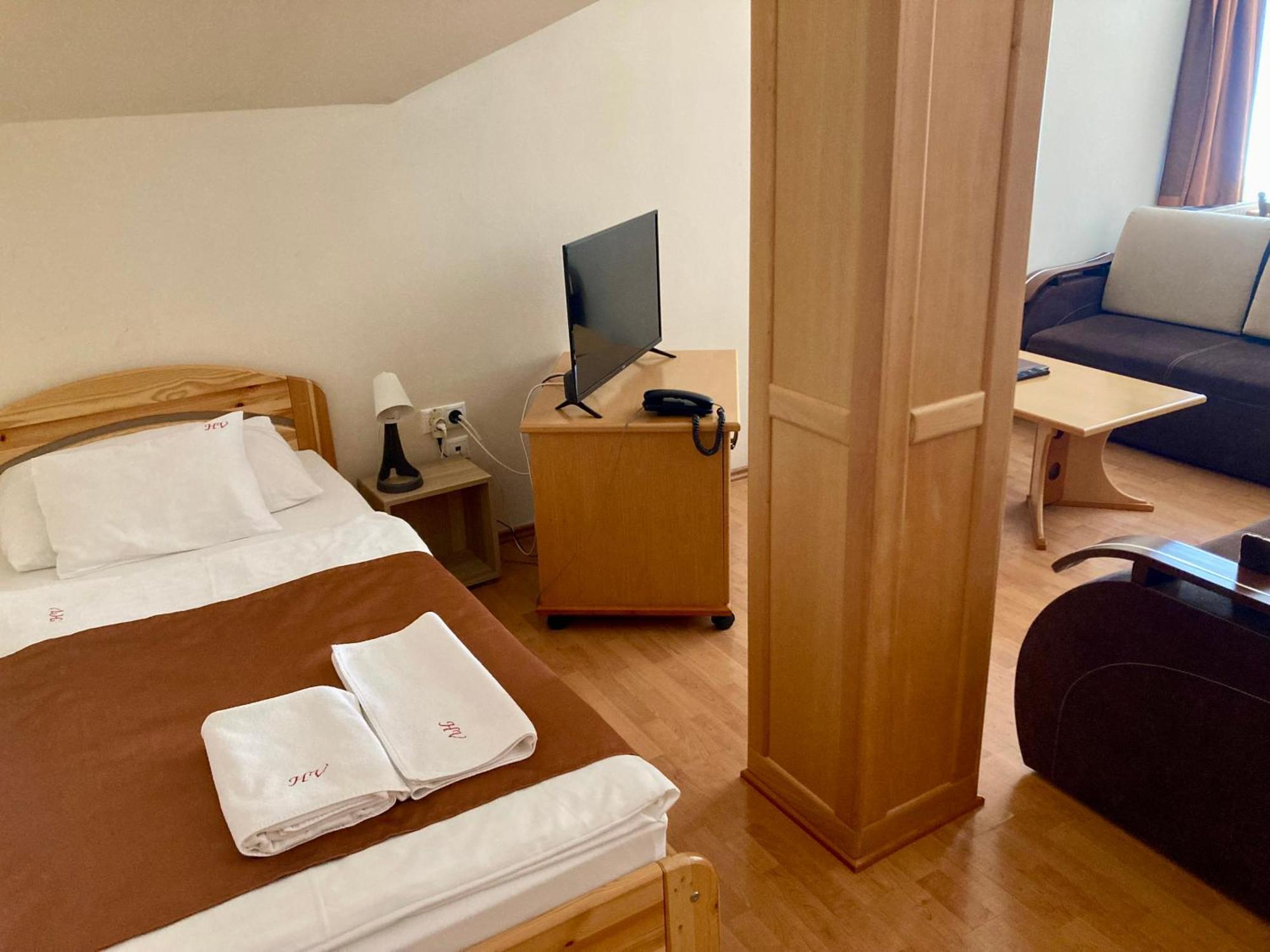 Het Vezer Apartmanhotel Комаром Номер фото